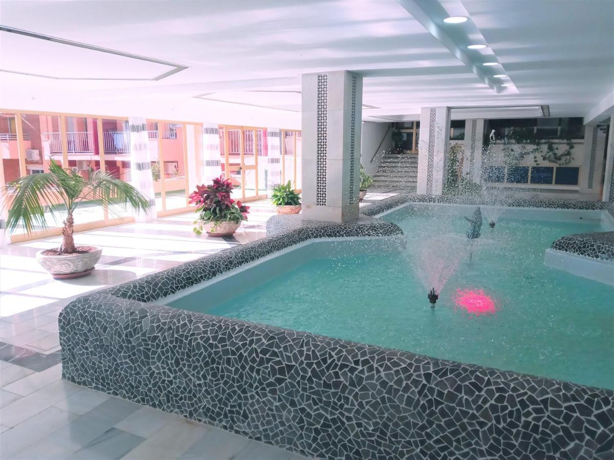 Minerva 1-Bedroom Close To The Beach Park Etc بينالماذينا المظهر الخارجي الصورة
