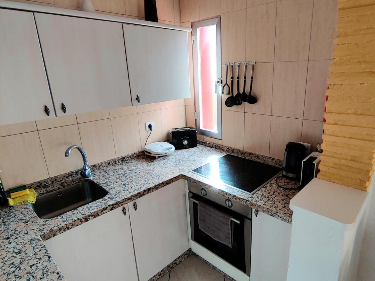 Minerva 1-Bedroom Close To The Beach Park Etc بينالماذينا المظهر الخارجي الصورة